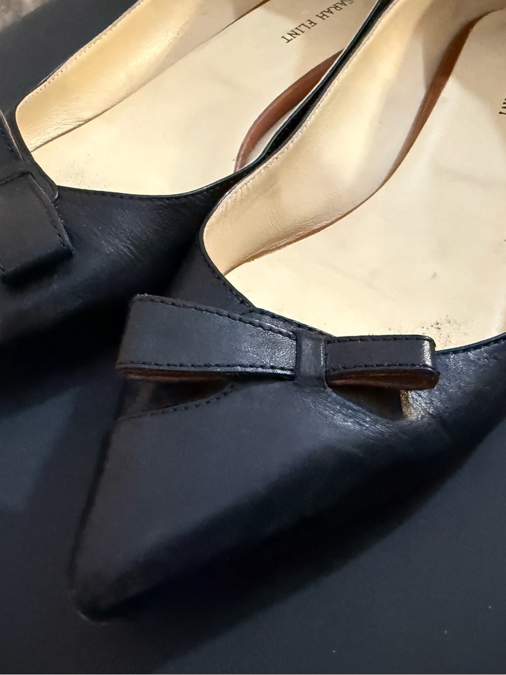 Sarah Flint Black Pointed Bow Ballet Flats - Size 39
